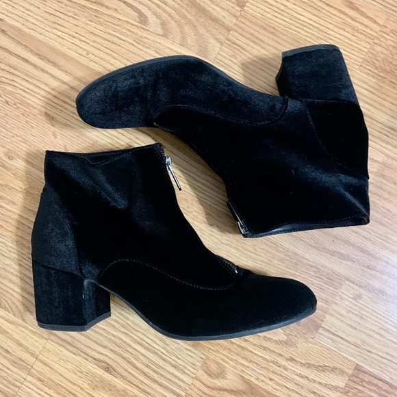 Circus by Sam Edelman Shoes - SAM EDELMAN CIRCUS VELVET ANKLE BOOT BOOTIE 9